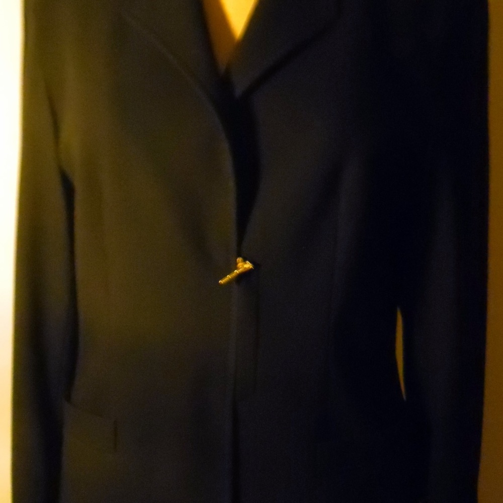 Escada DARK BLUE WOOL JACKET/FRONT ZIPPER Size 36E